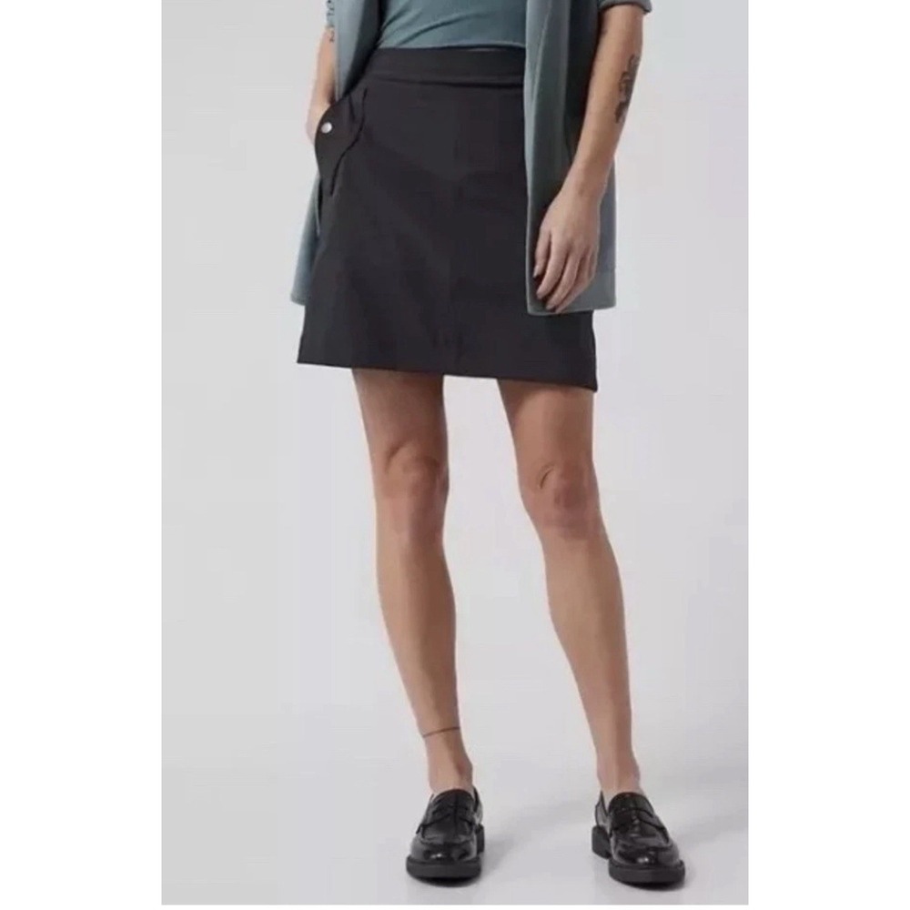 Athleta Style Vienna Cargo‎ Skort Womens Size 14 Black Golf/Tennis /PIckleball